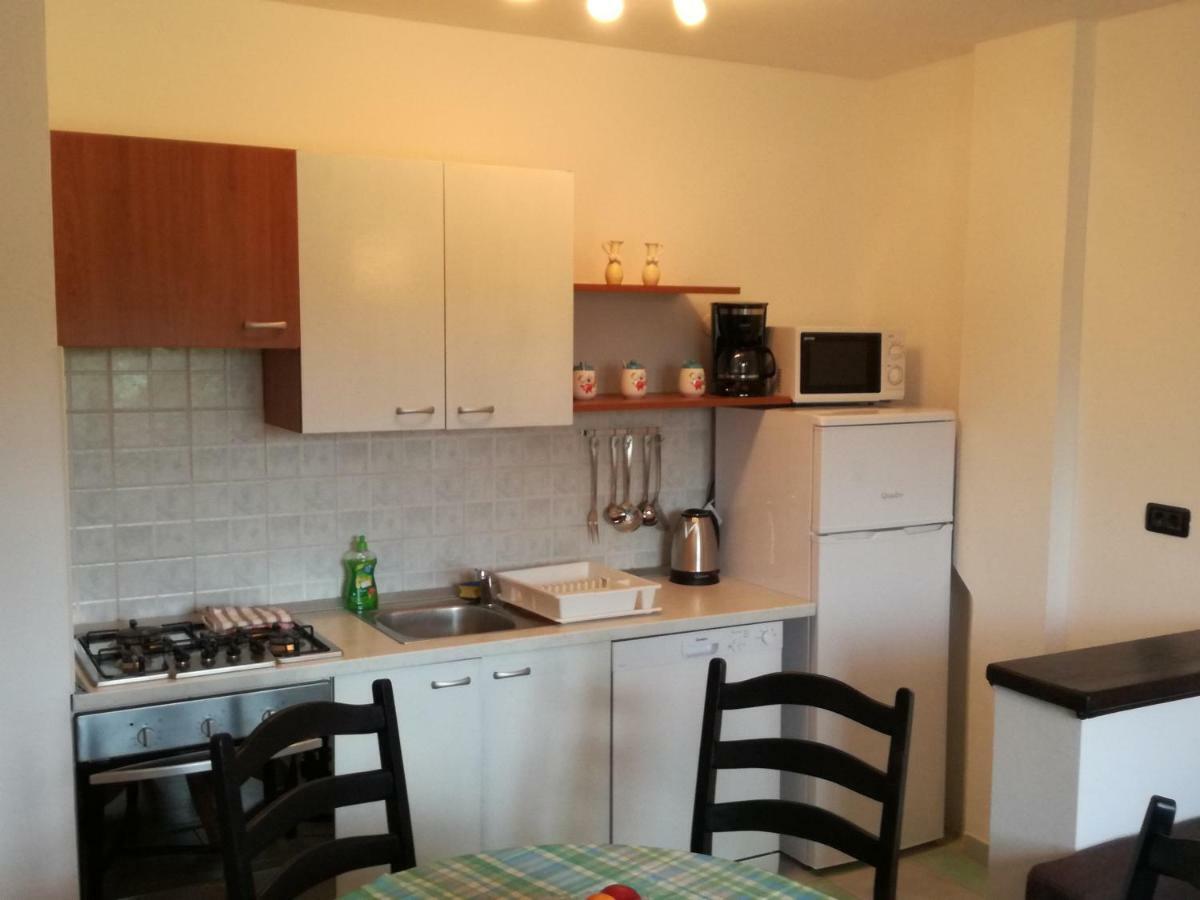 Apartment Rojnic Galizana Екстер'єр фото